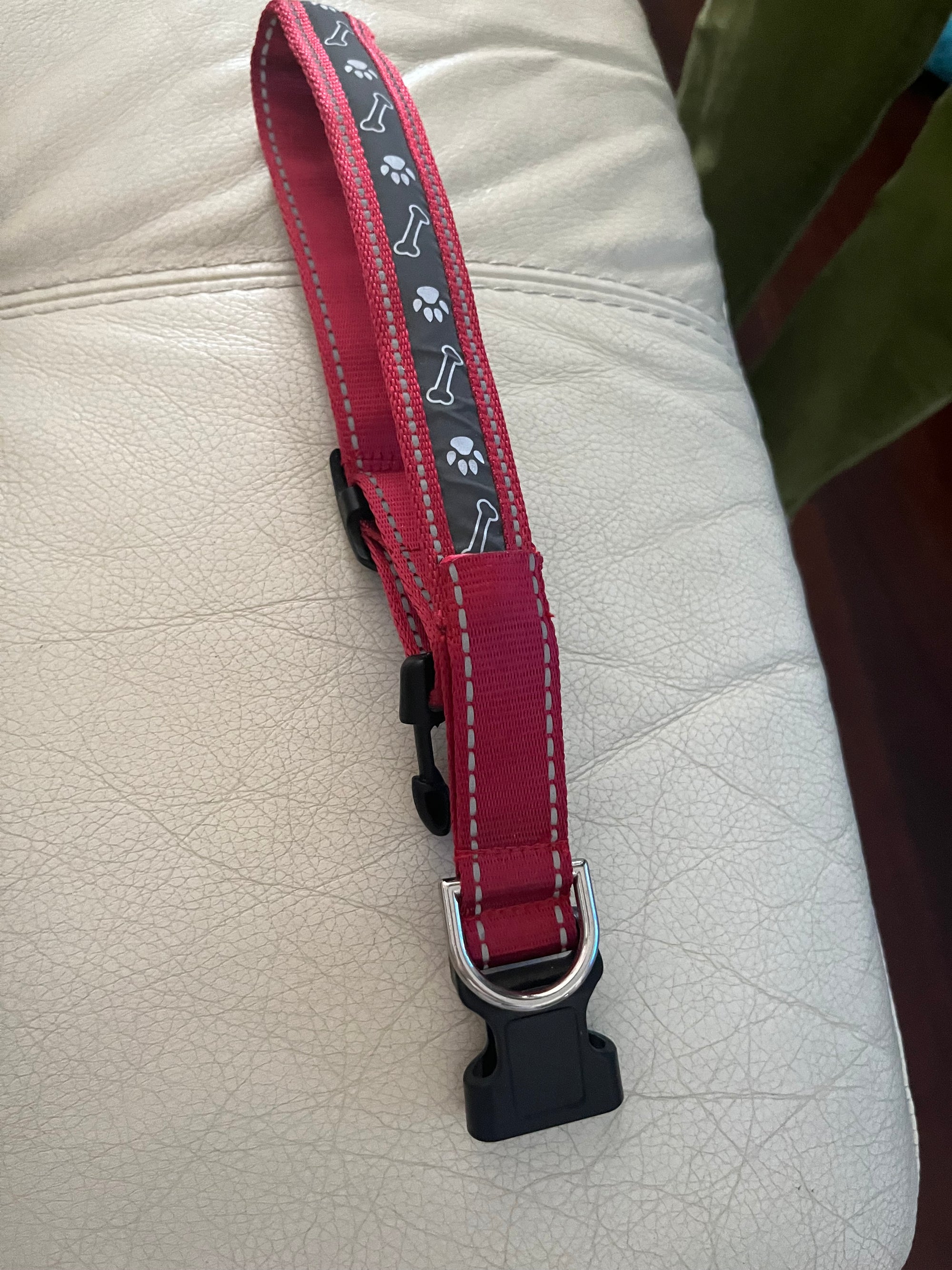 Collare per cani XL rosso zampe