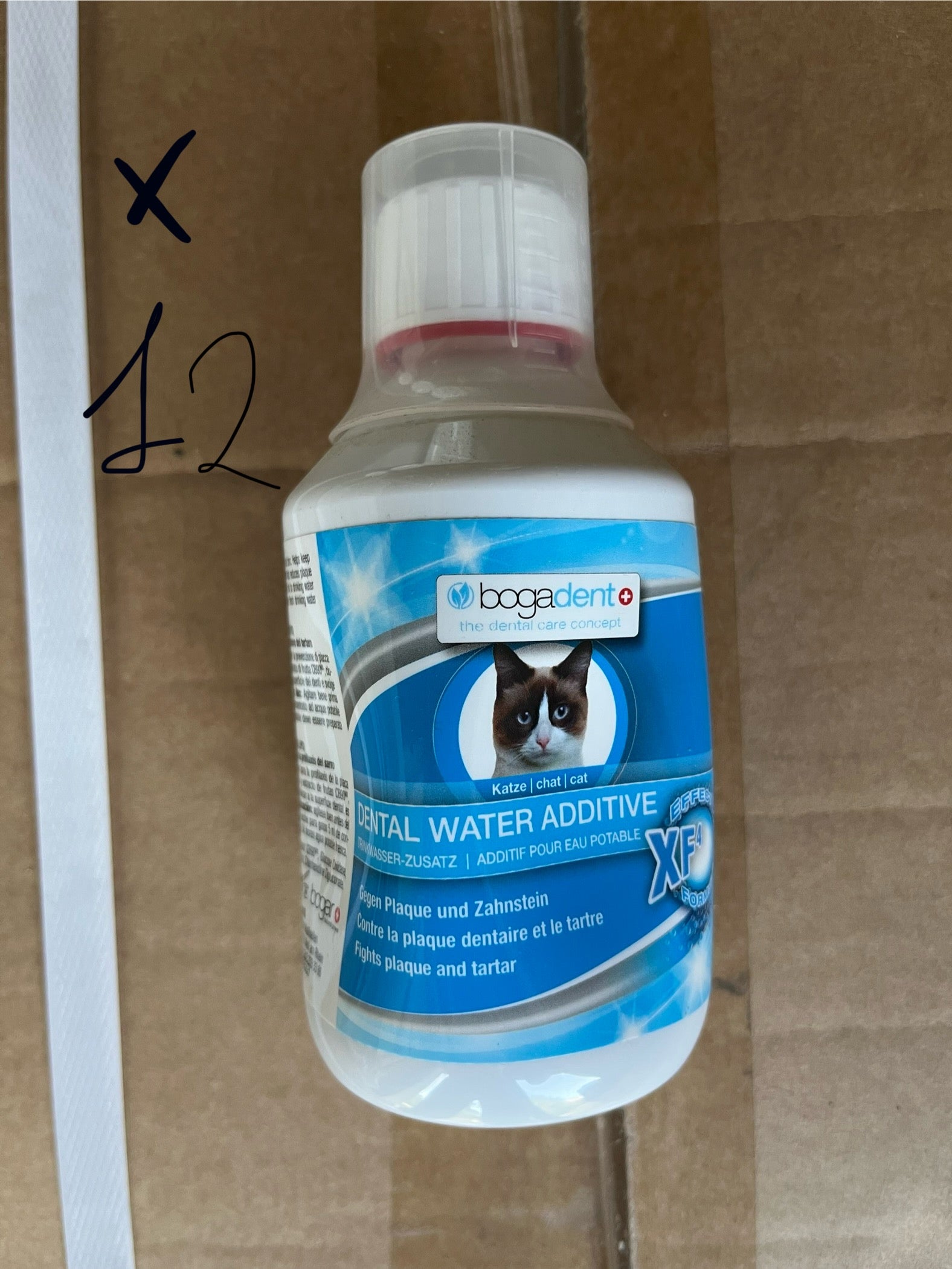 Additivo per acqua potabile per cani e gatti per igenizzazione orale