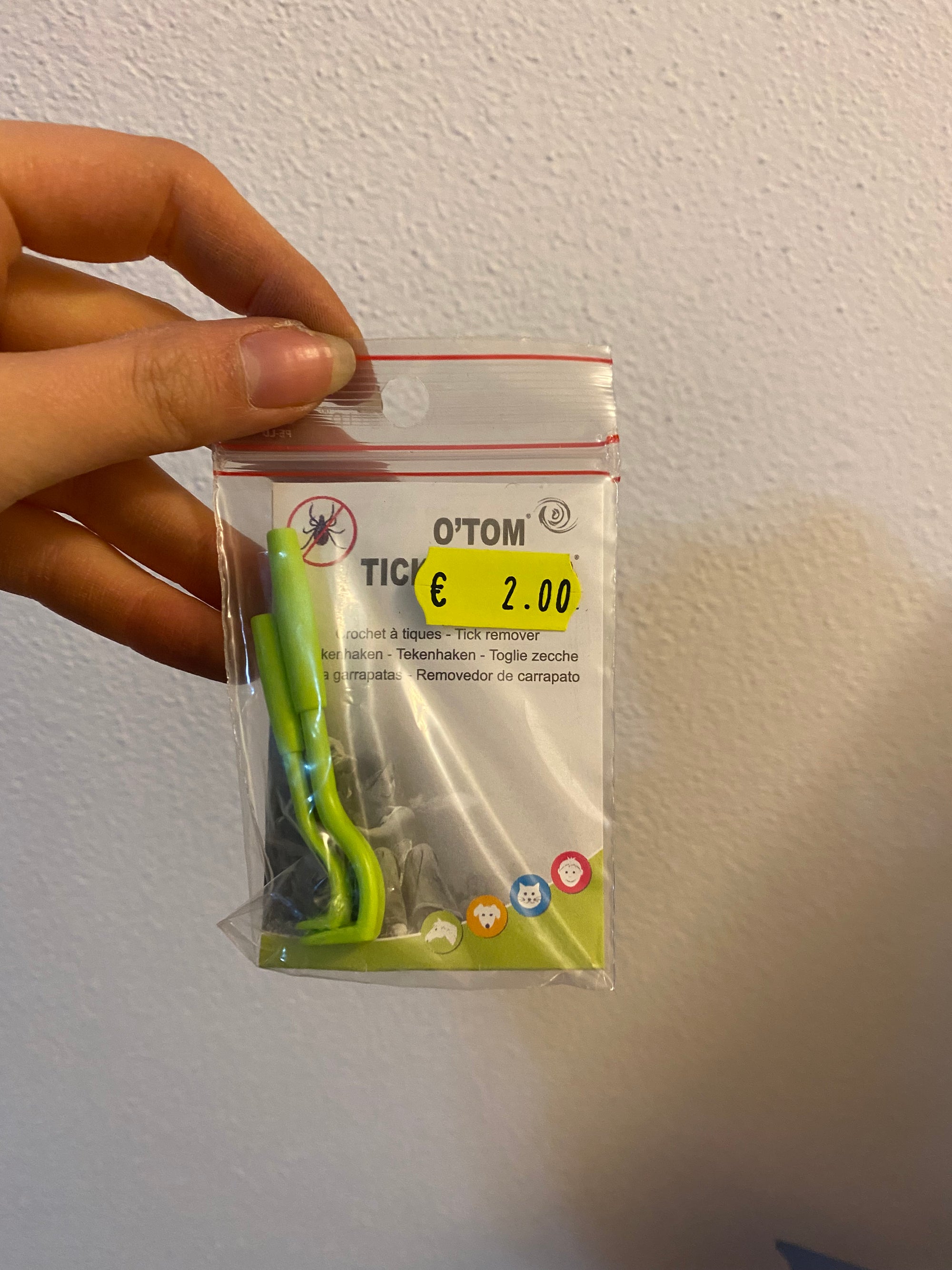 Pinza rimuovi zecche